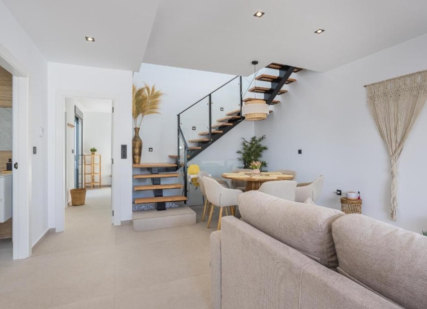 Resale - Villa / House - Dolores