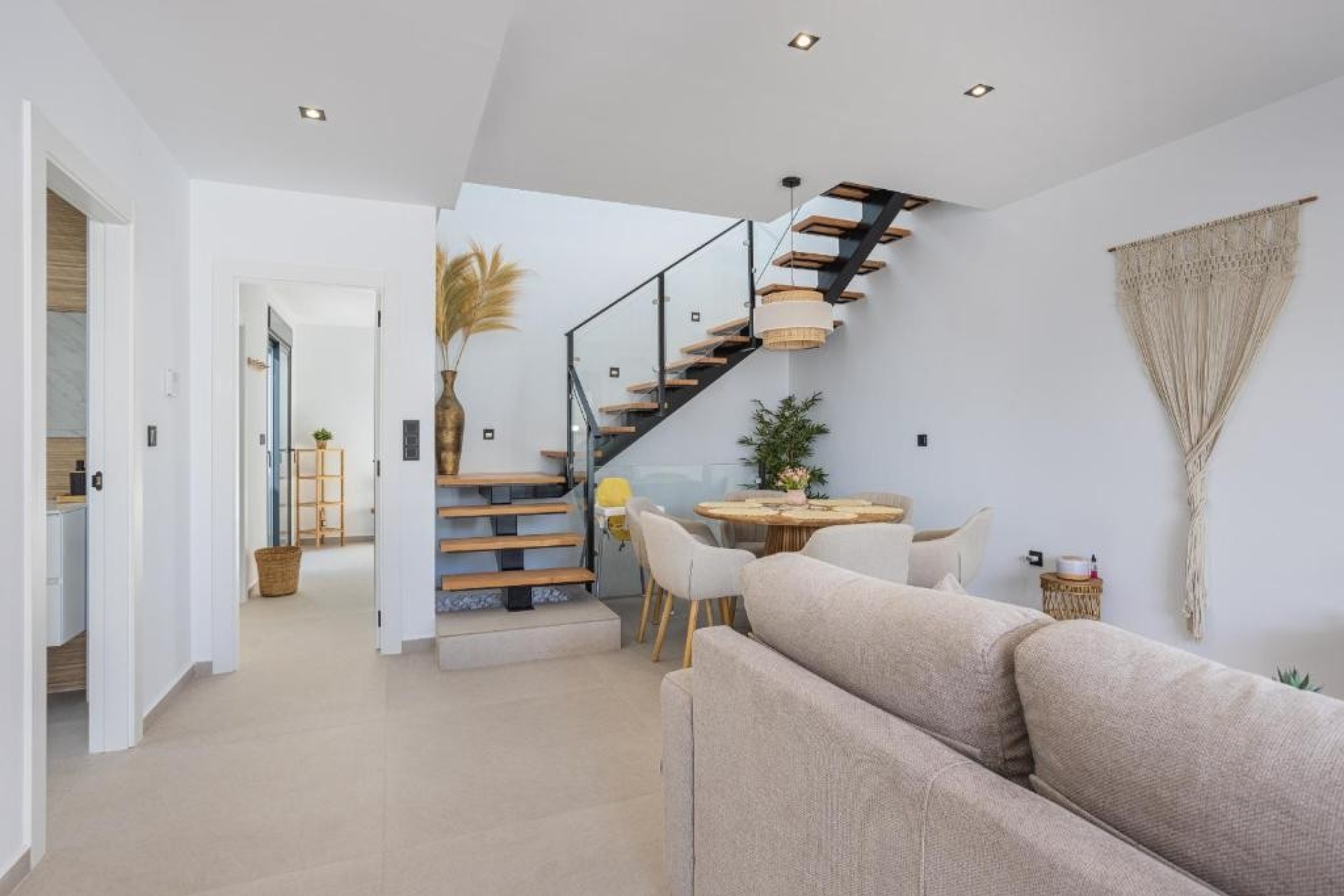 Resale - Villa / House - Dolores