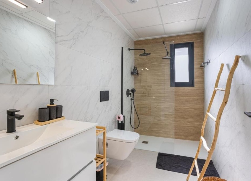 Resale - Villa / House - Dolores