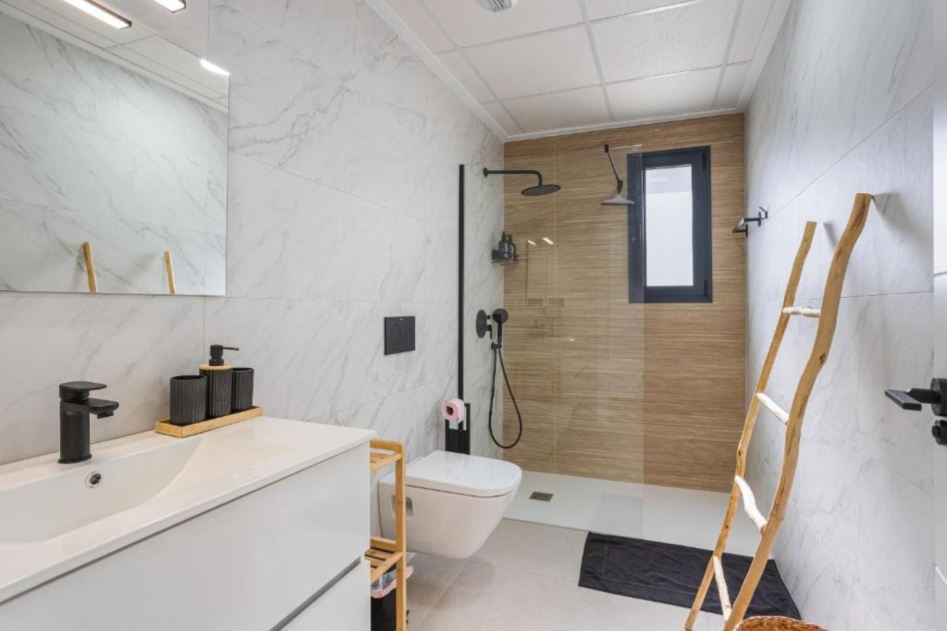 Resale - Villa / House - Dolores