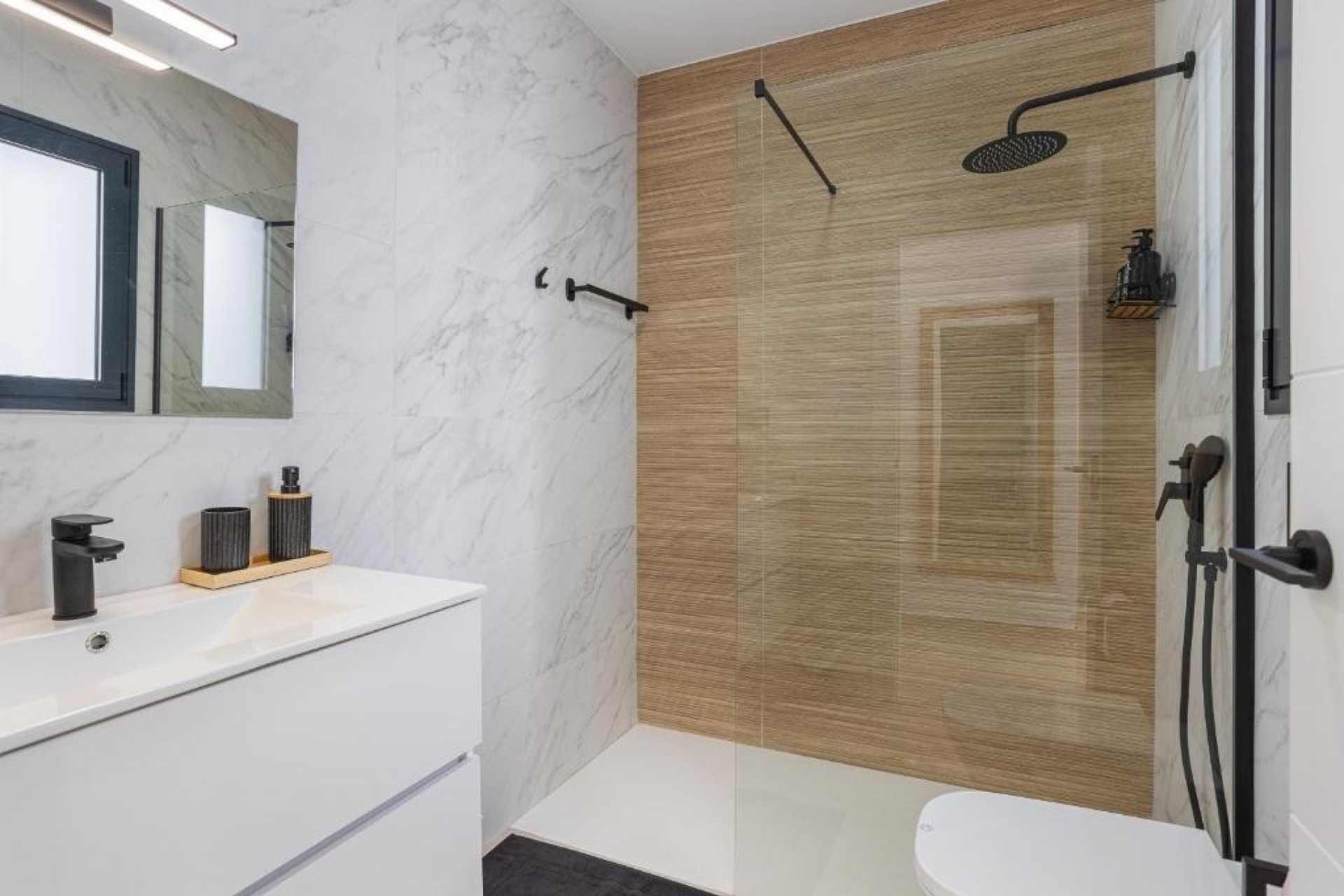 Resale - Villa / House - Dolores