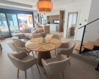 Resale - Villa / House - Dolores
