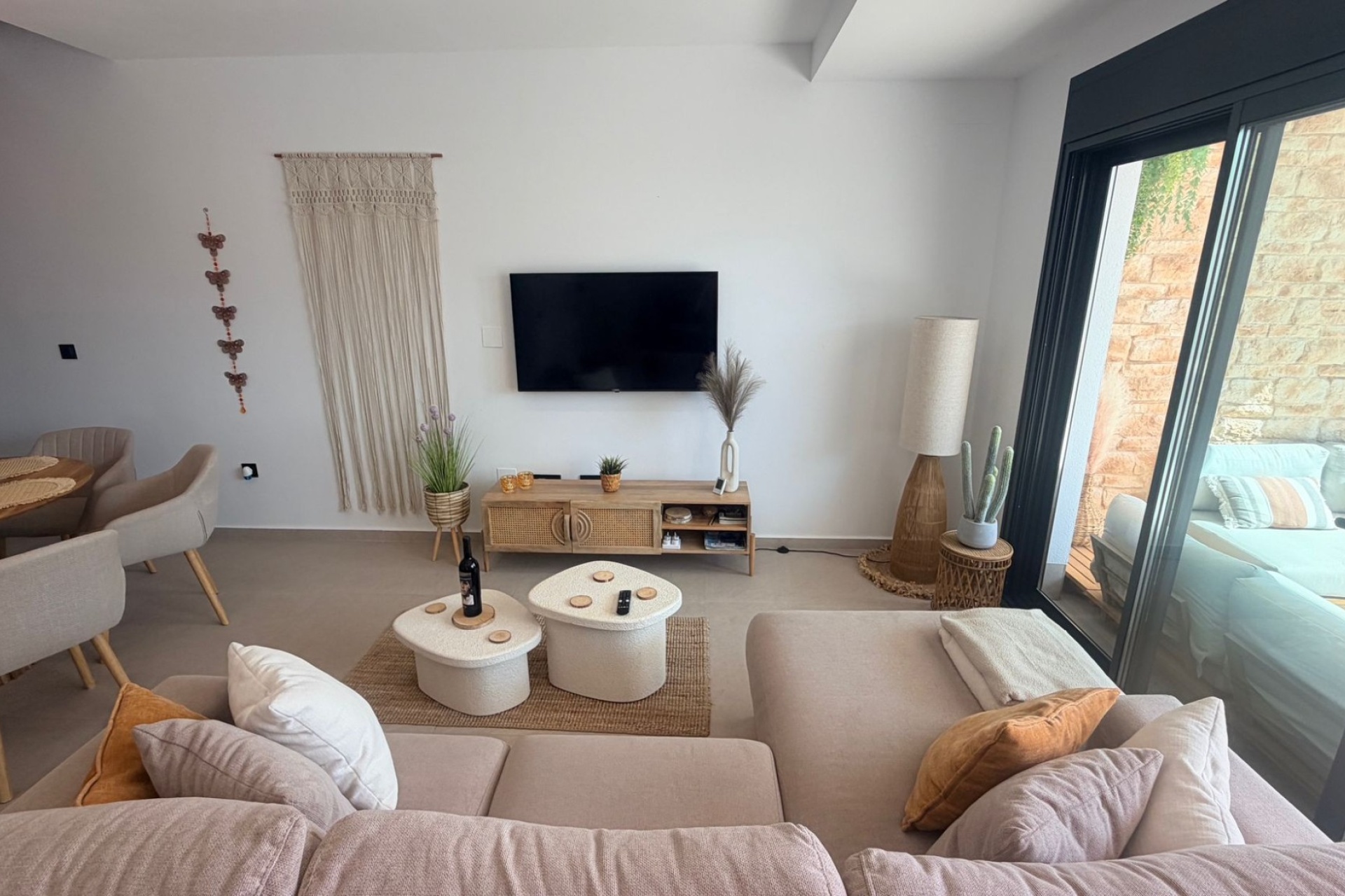 Resale - Villa / House - Dolores
