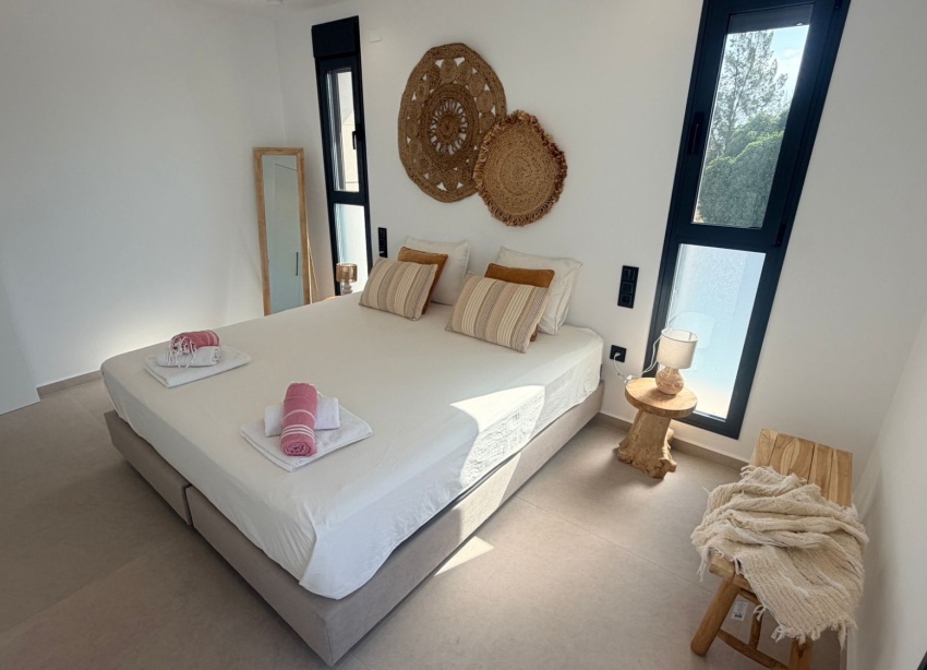 Resale - Villa / House - Dolores