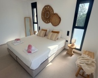 Resale - Villa / House - Dolores