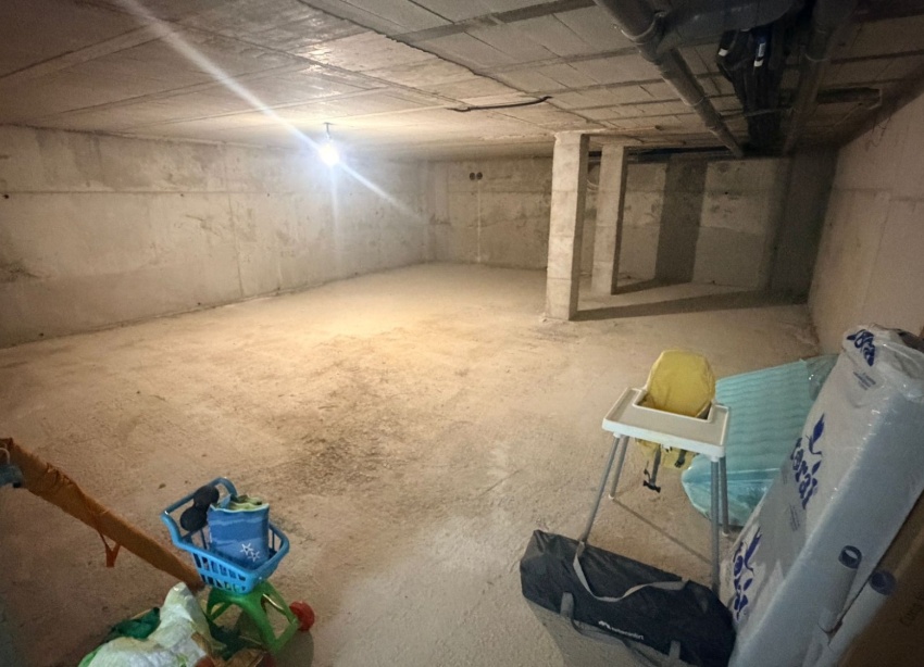 Resale - Villa / House - Dolores