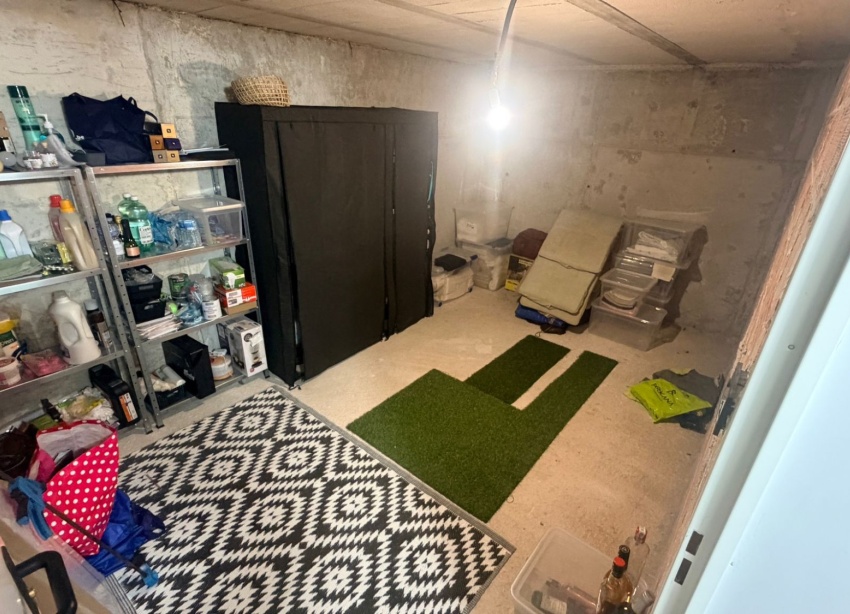 Resale - Villa / House - Dolores