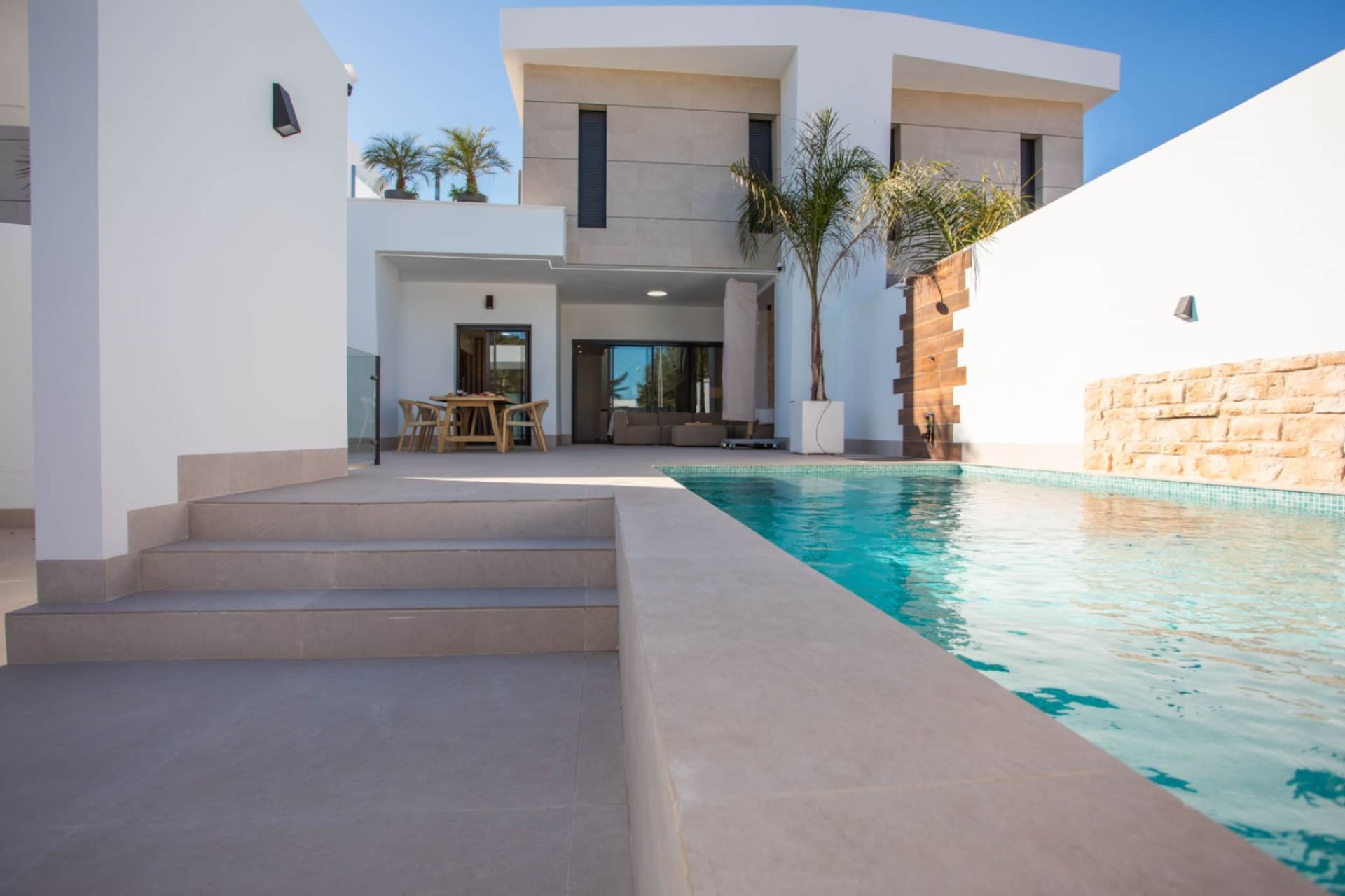 Resale - Villa / House - Dolores