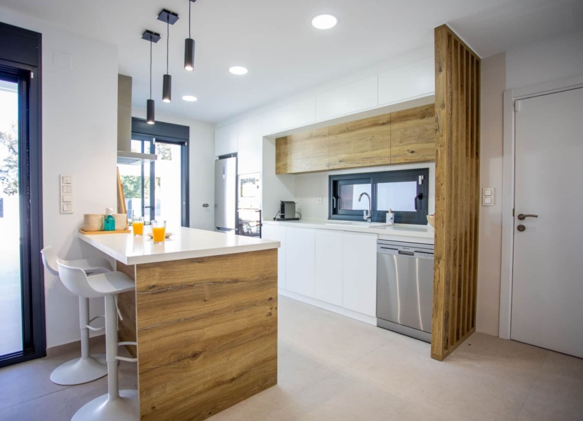 Resale - Villa / House - Dolores
