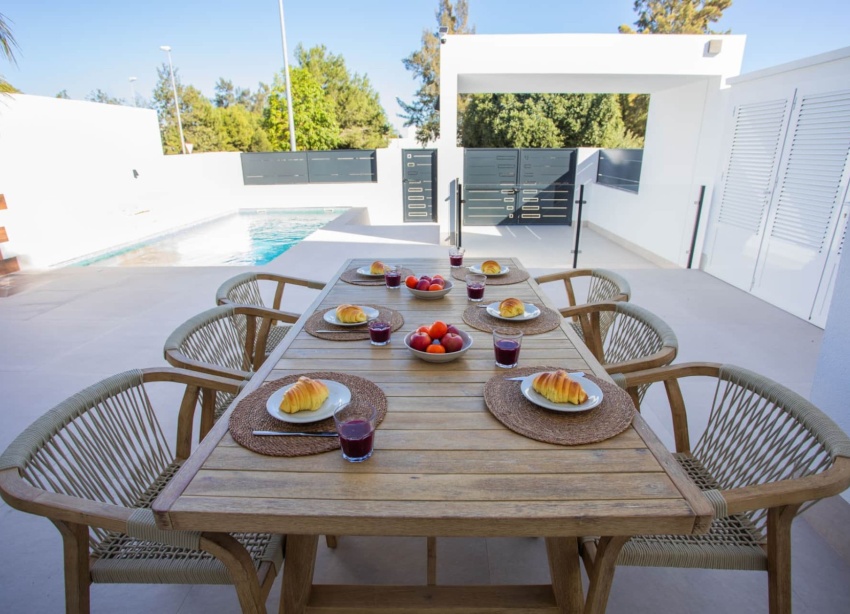 Resale - Villa / House - Dolores