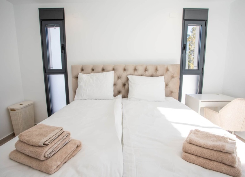 Resale - Villa / House - Dolores