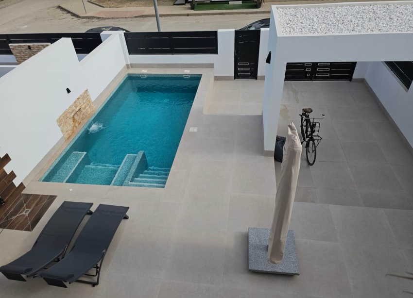 Resale - Villa / House - Dolores
