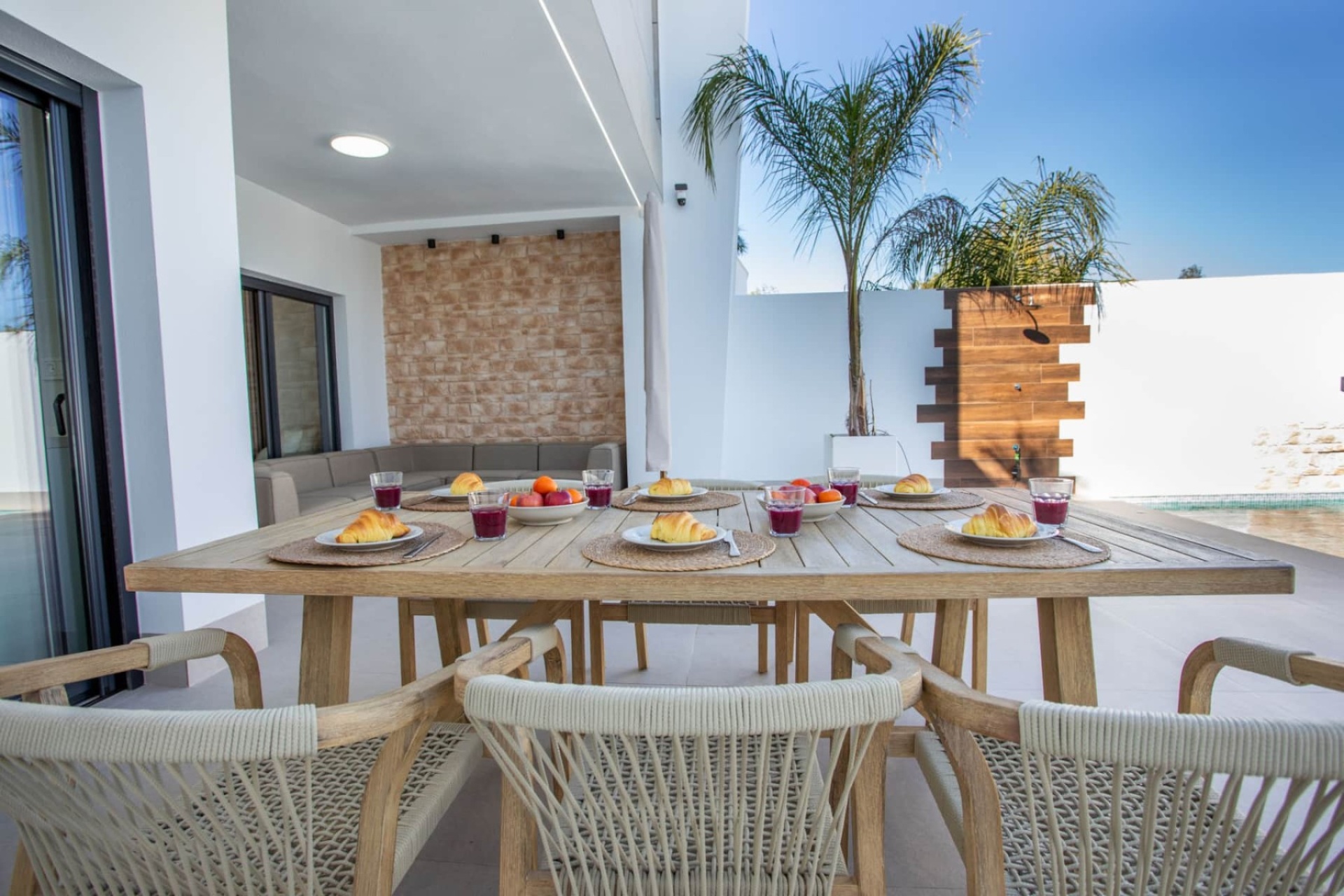 Resale - Villa / House - Dolores