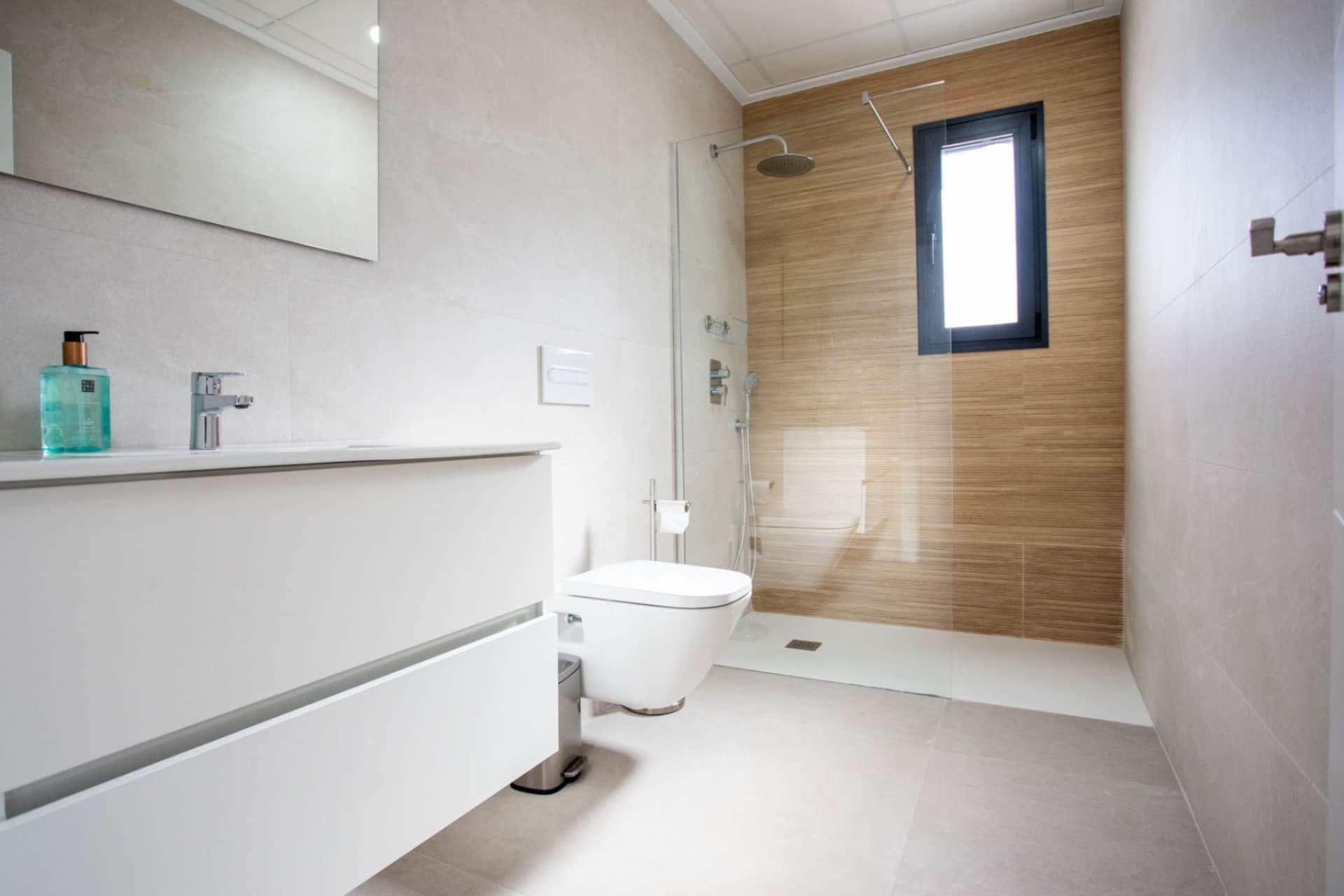 Resale - Villa / House - Dolores