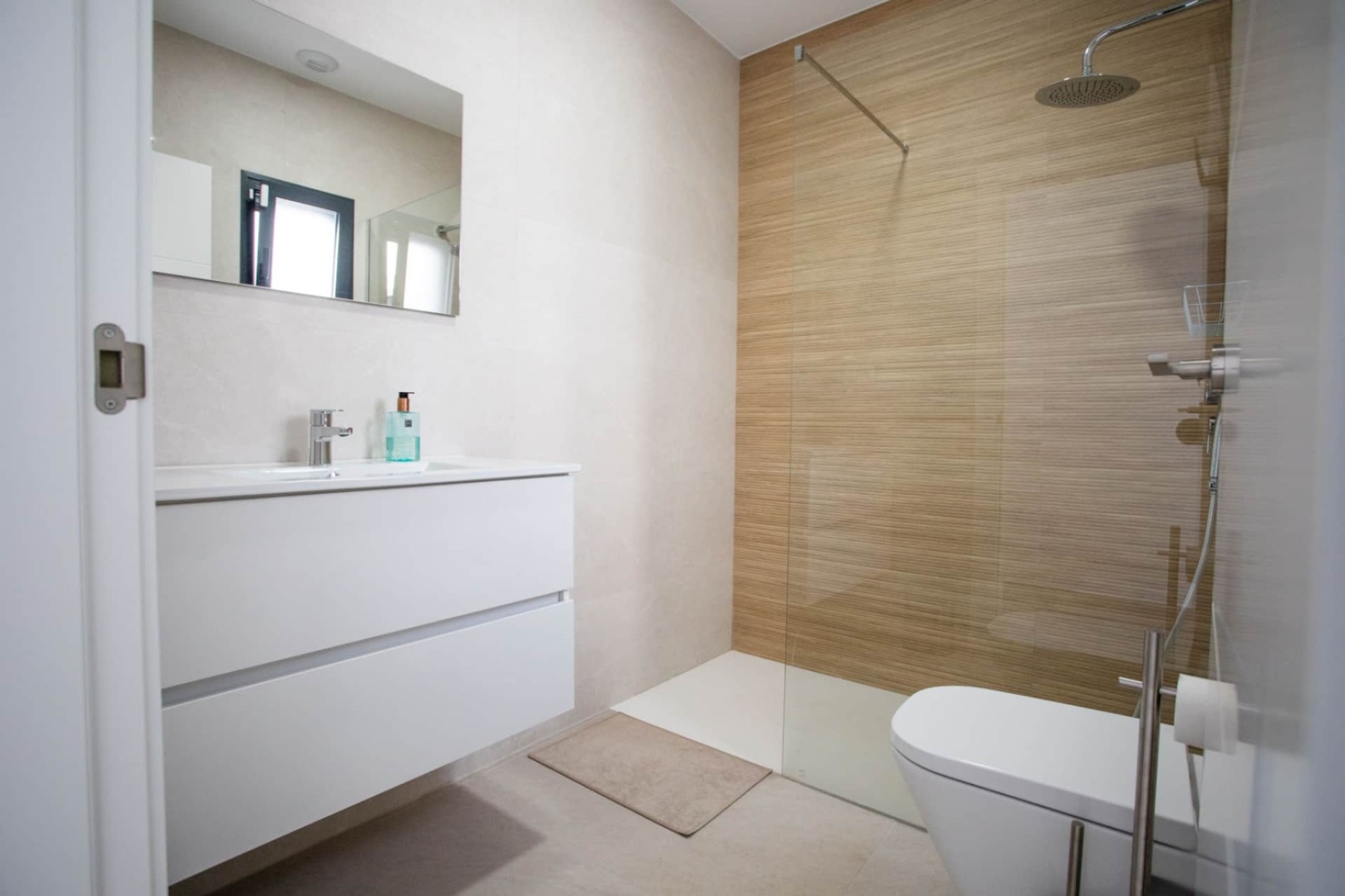 Resale - Villa / House - Dolores