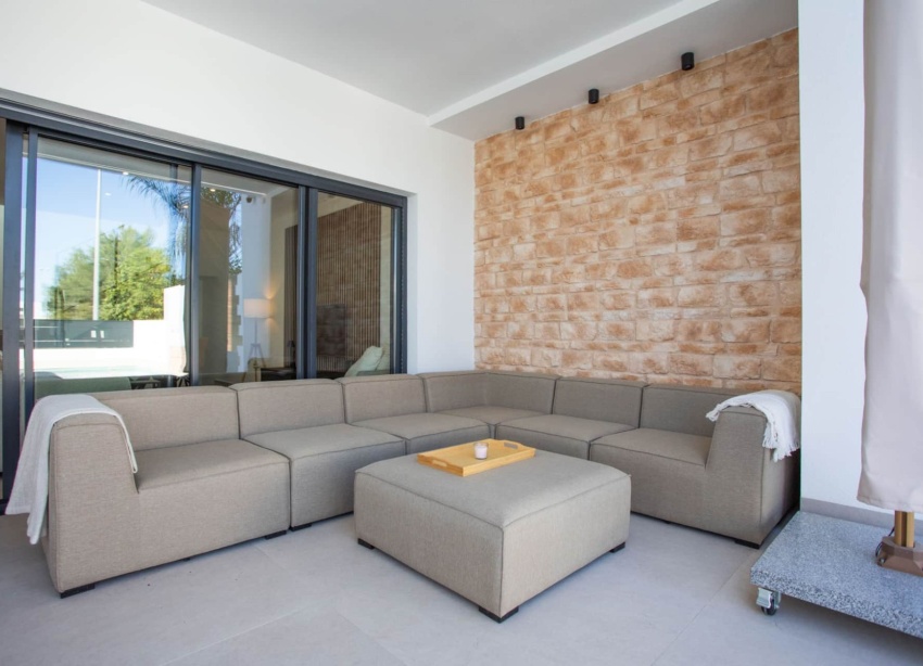 Resale - Villa / House - Dolores