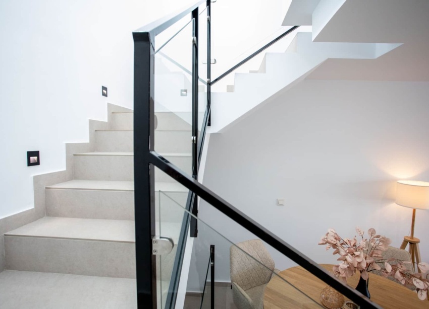 Resale - Villa / House - Dolores