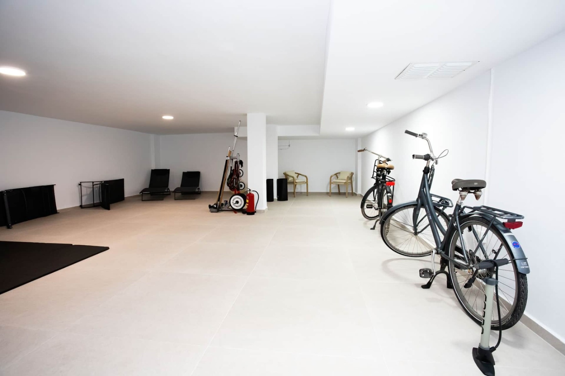 Resale - Villa / House - Dolores