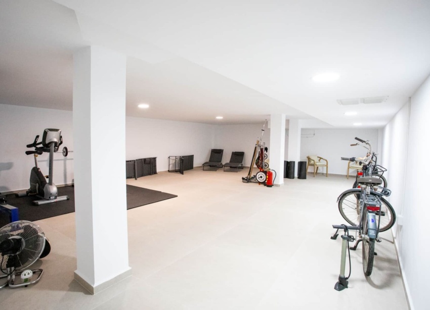 Resale - Villa / House - Dolores