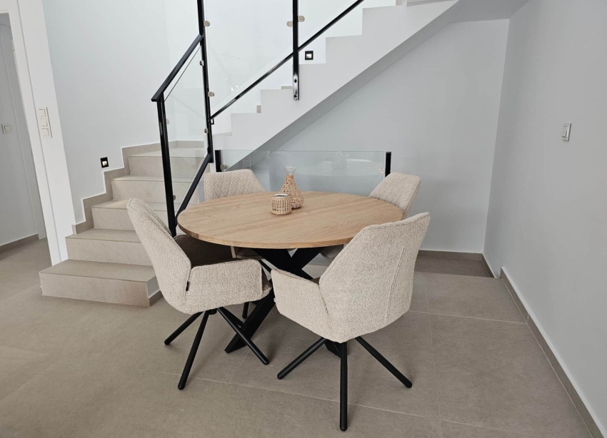 Resale - Villa / House - Dolores