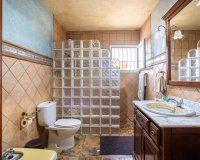 Resale - Villa / House - Elche - La Hoya