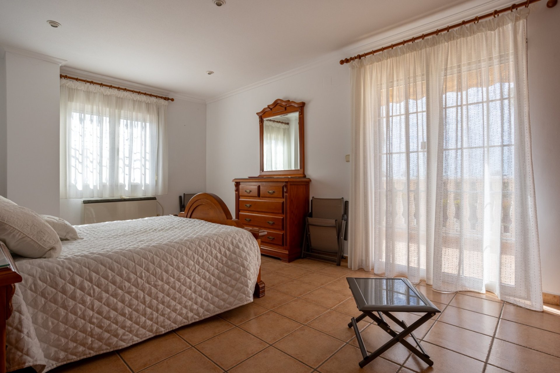 Resale - Villa / House - Elche - La Hoya