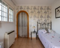 Resale - Villa / House - Elche - La Hoya