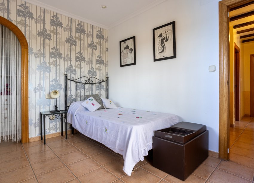 Resale - Villa / House - Elche - La Hoya