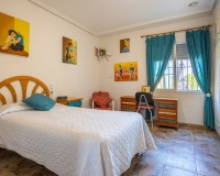 Resale - Villa / House - Elche - La Hoya