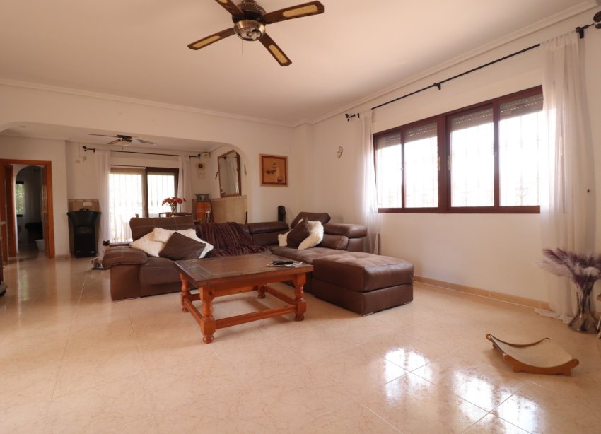 Resale - Villa / House - Formentera del Segura - Fincas de La Vega