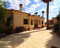 Resale - Villa / House - Formentera del Segura - Fincas de La Vega