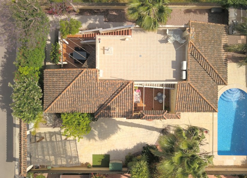Resale - Villa / House - Formentera del Segura - Fincas de La Vega