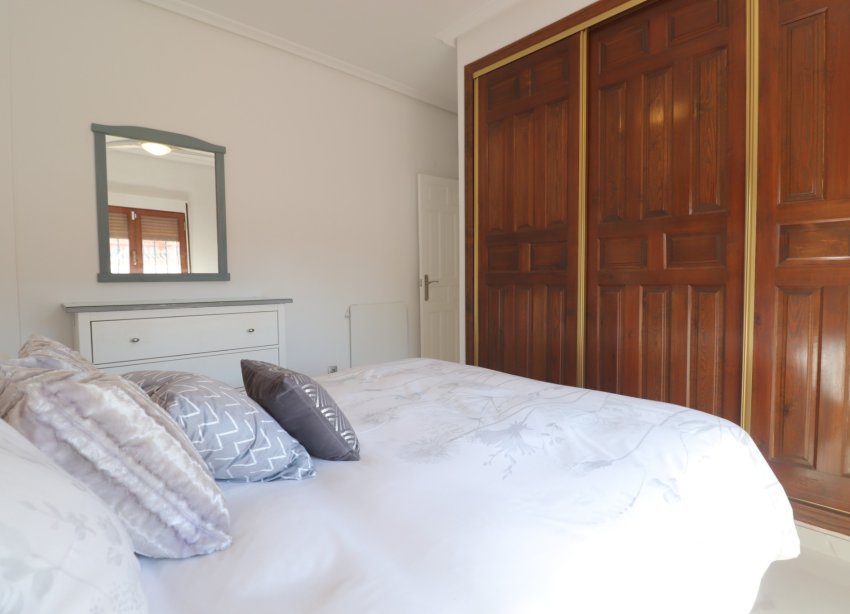 Resale - Villa / House - Formentera del Segura - Fincas de La Vega