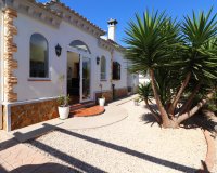 Resale - Villa / House - Formentera del Segura - Fincas de La Vega