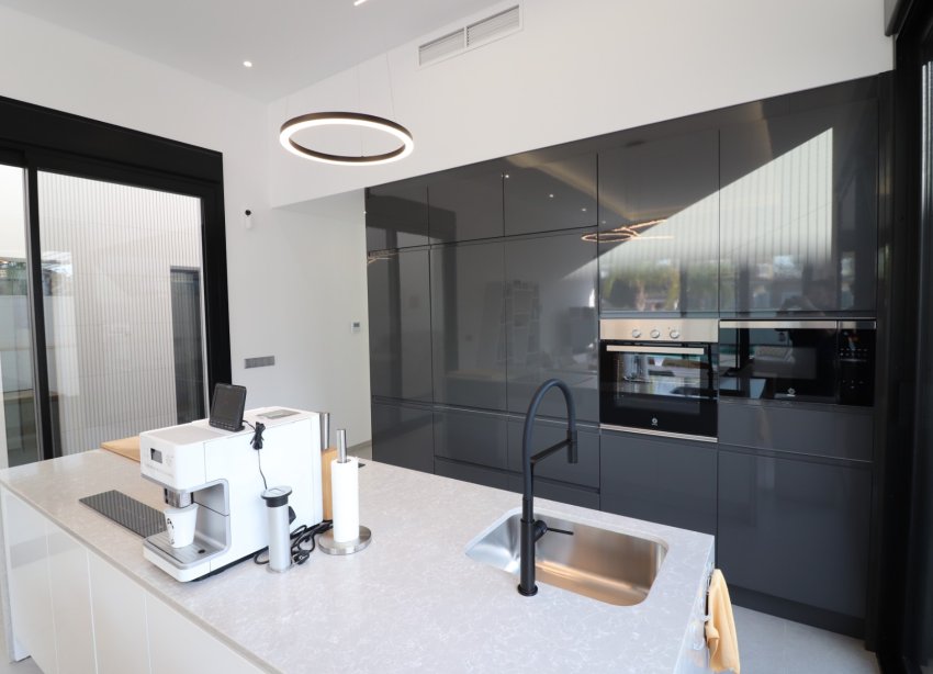 Resale - Villa / House - Formentera del Segura - Fincas de La Vega