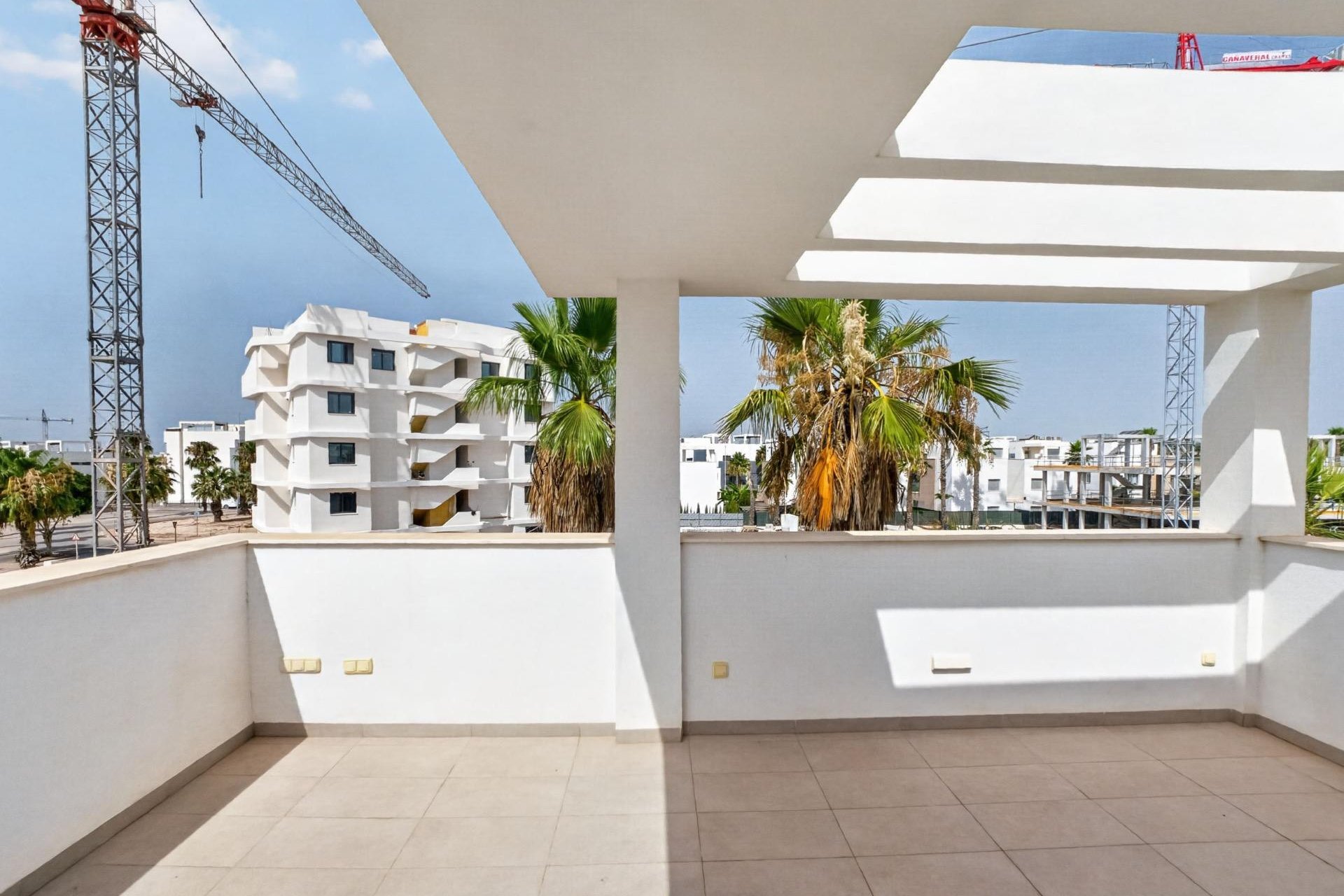Resale - Villa / House - Guardamar del Segura - El Raso
