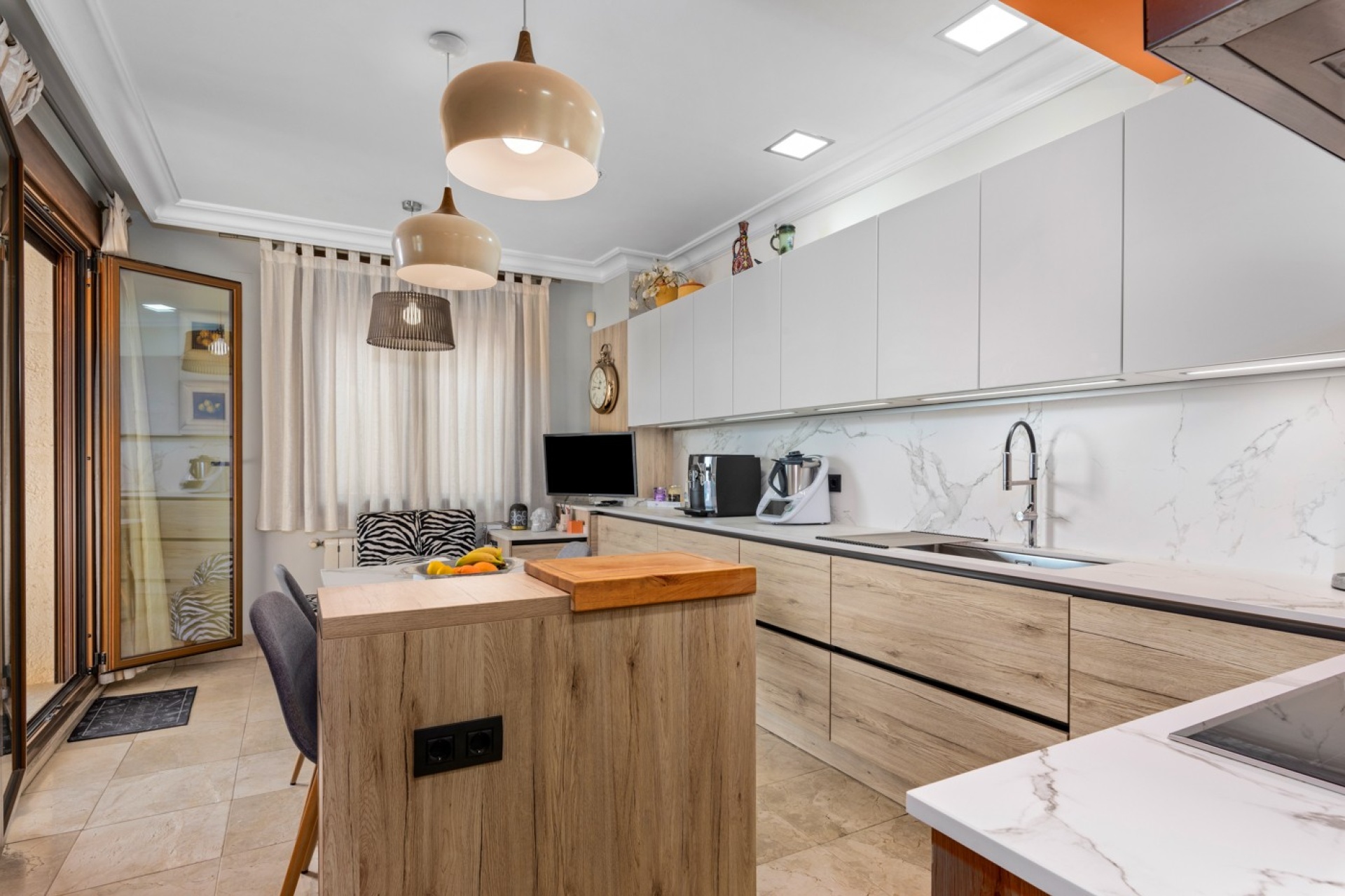 Resale - Villa / House - Guardamar del Segura - Guardamar Playa