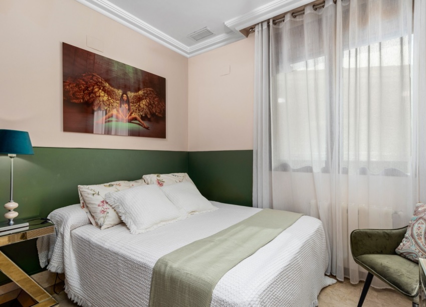 Resale - Villa / House - Guardamar del Segura - Guardamar Playa