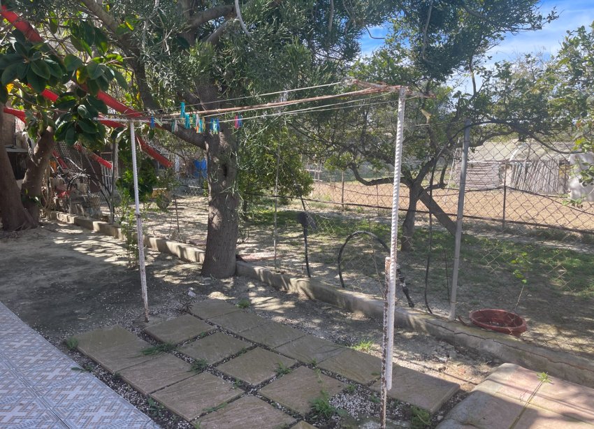 Resale - Villa / House - Guardamar del Segura - Valencian Community