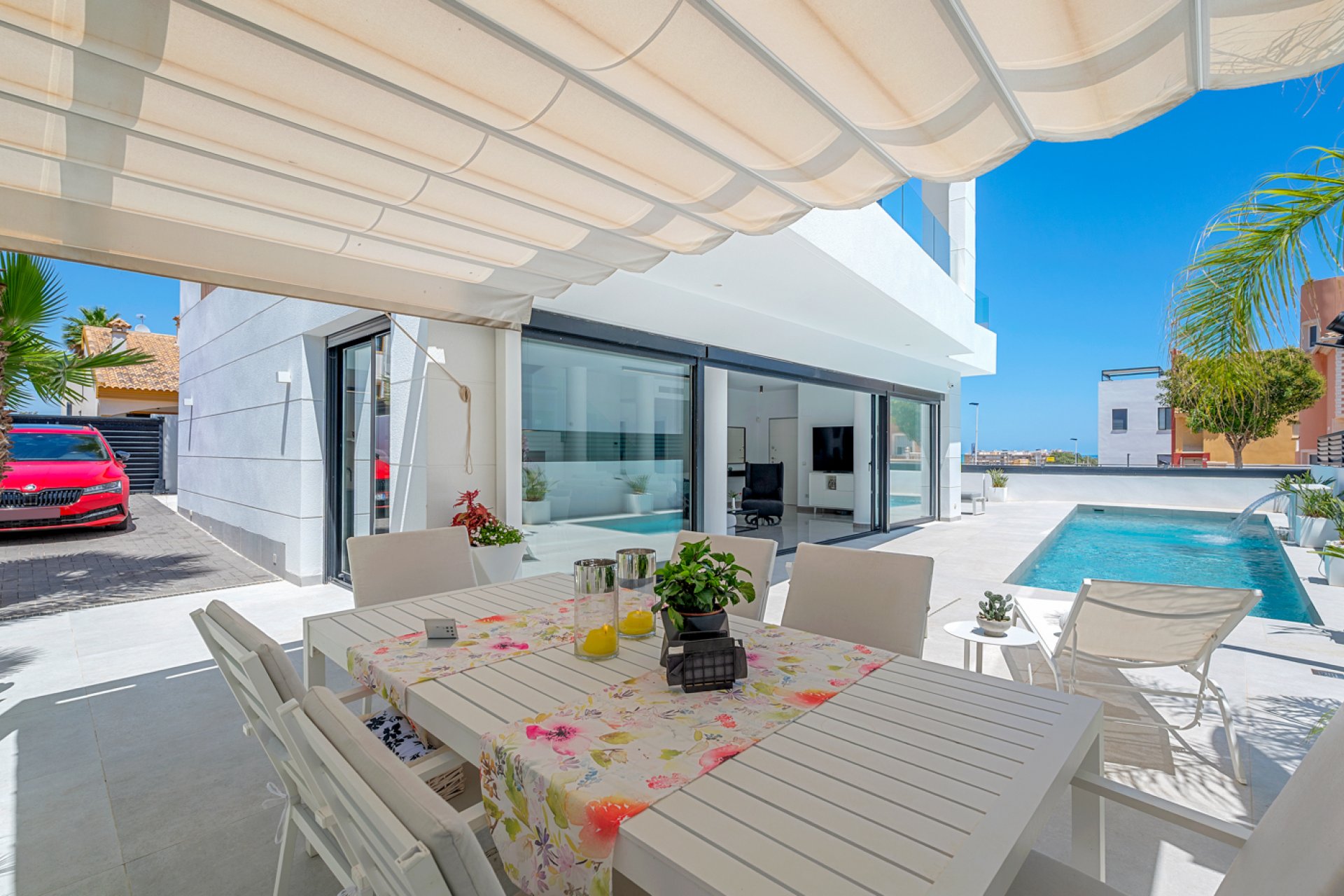 Resale - Villa / House - Guardamar del Segura