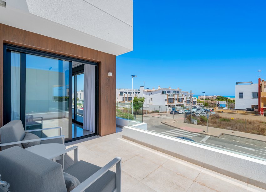 Resale - Villa / House - Guardamar del Segura