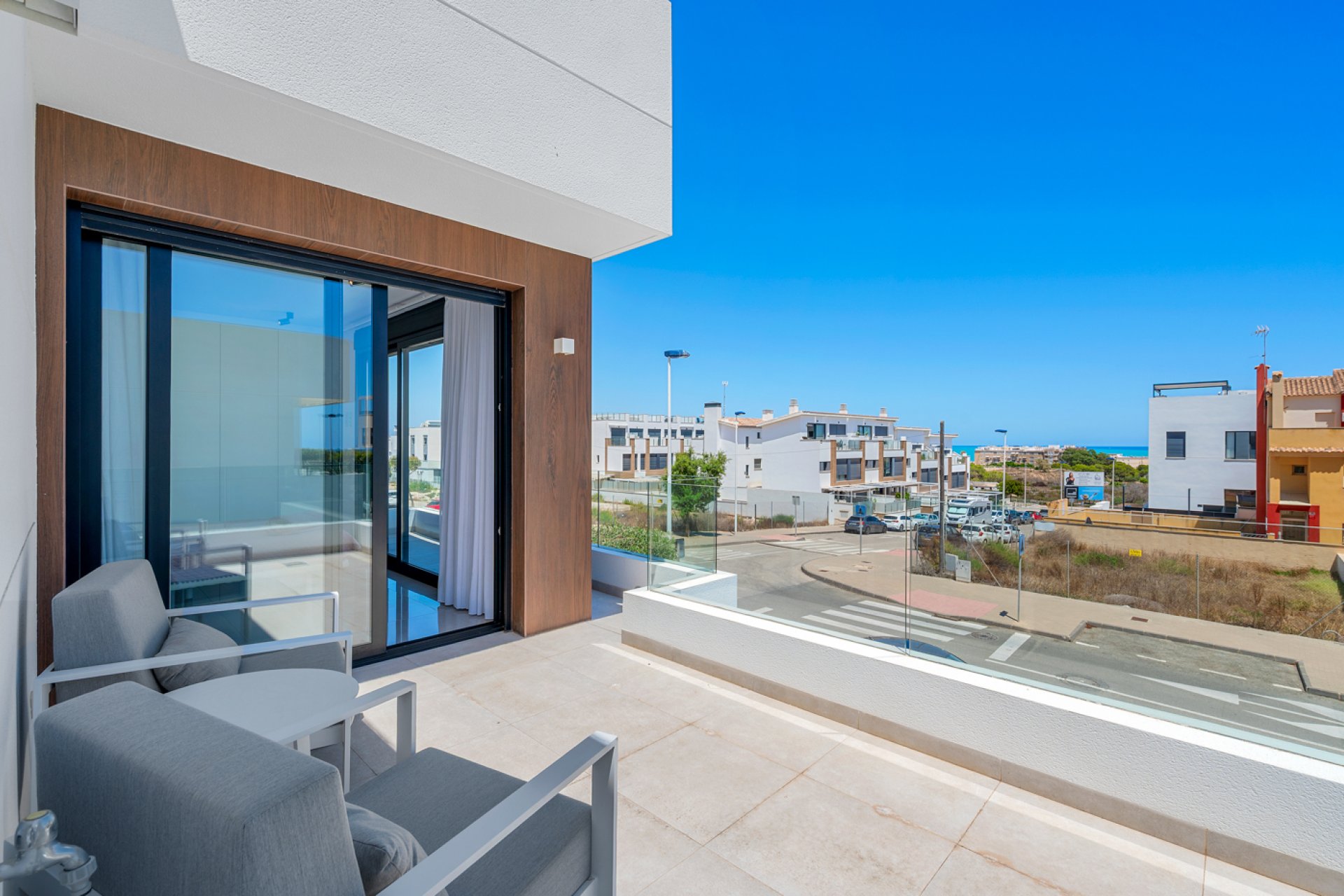 Resale - Villa / House - Guardamar del Segura