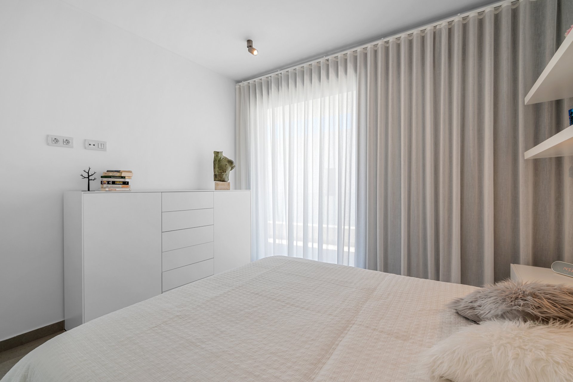 Resale - Villa / House - Guardamar del Segura