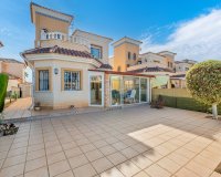 Resale - Villa / House - Guardamar del Segura