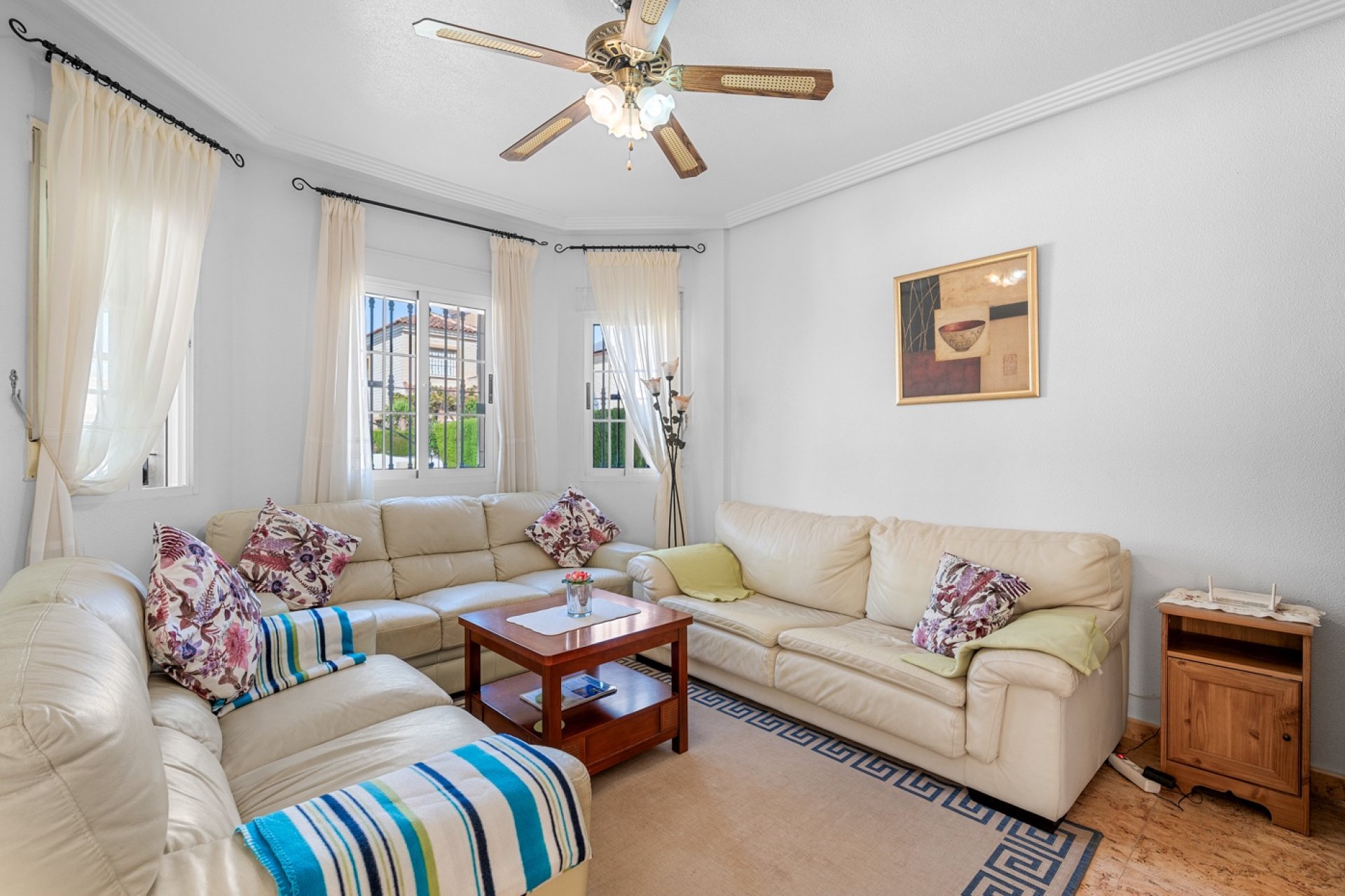 Resale - Villa / House - Guardamar del Segura