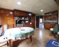 Resale - Villa / House - Heredades