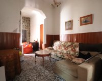 Resale - Villa / House - Heredades