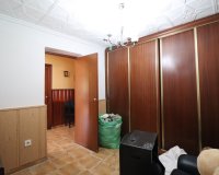 Resale - Villa / House - Heredades