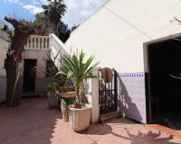 Resale - Villa / House - Heredades