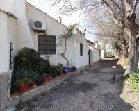 Resale - Villa / House - Heredades